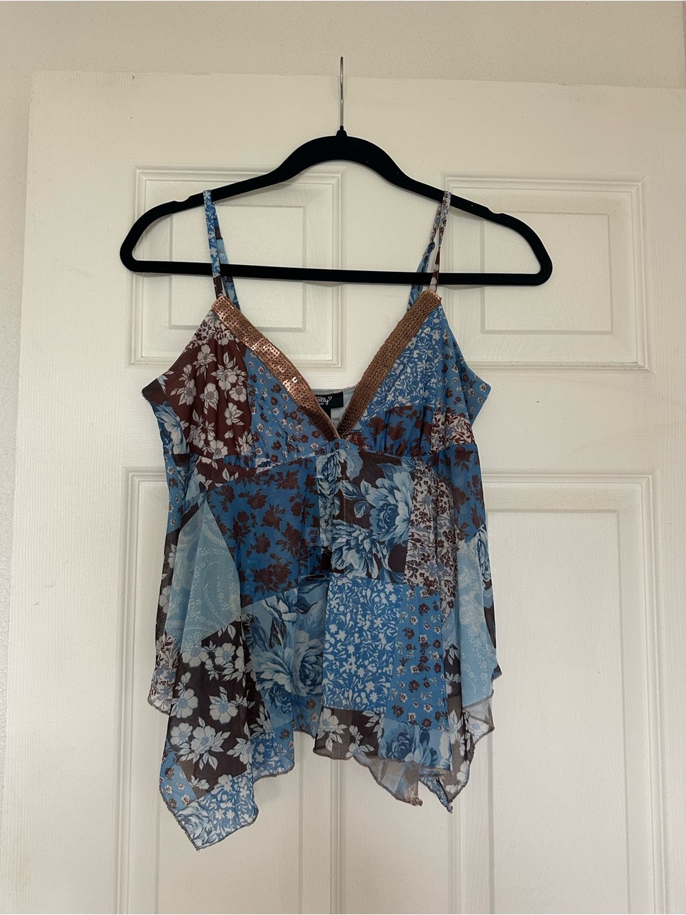 BNWT Y2K top M/L